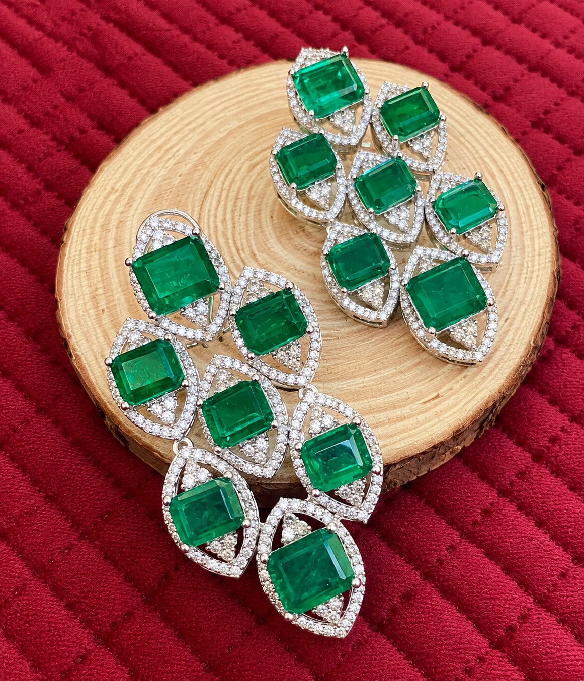 Shiva Emerald Green Statement Rings